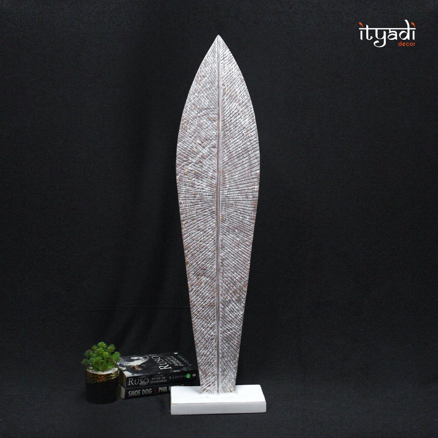 Designer Showpiece IDC217-A129
