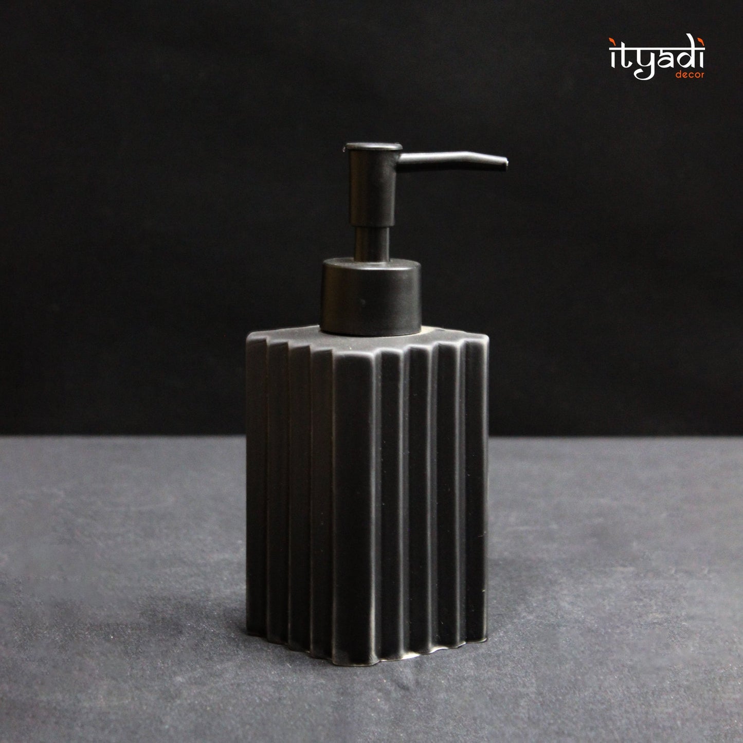 Designer Ceramic Bathroom Set IDC95-A16