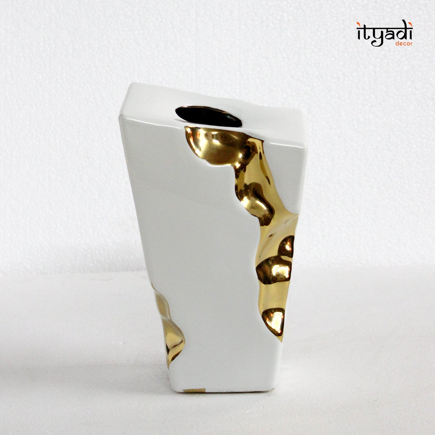 Designer Vase IDC180-A39