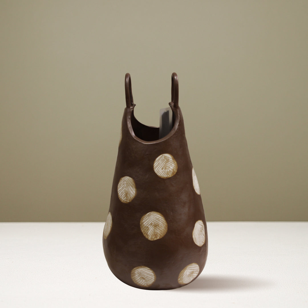 "Cocoa Dot" Artisan Tote Vase - IDC243-A26