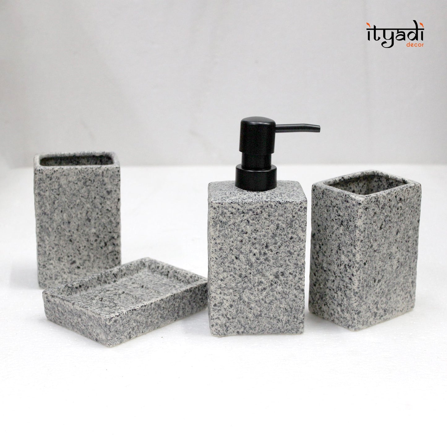 Designer Ceramic Bathroom Set IDC95-A10