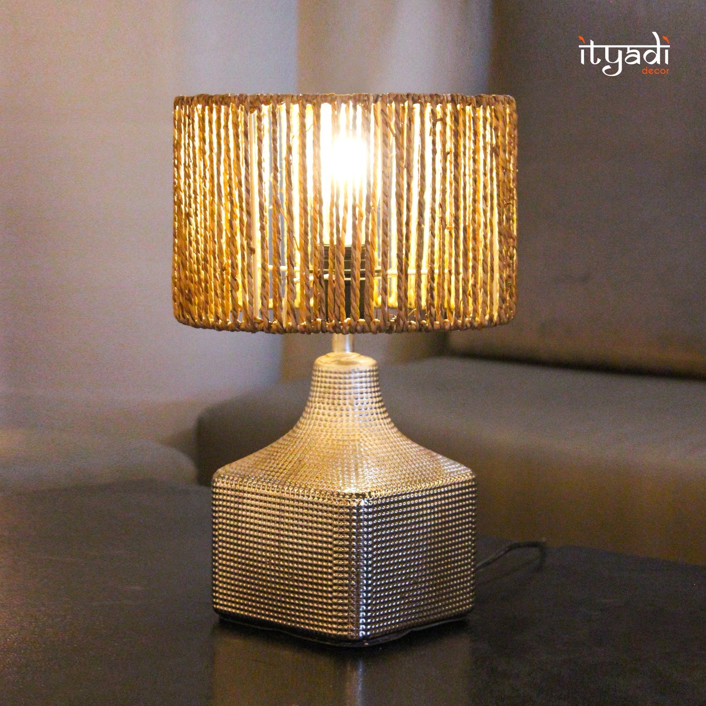 Designer Table Lamp IDC152-A8