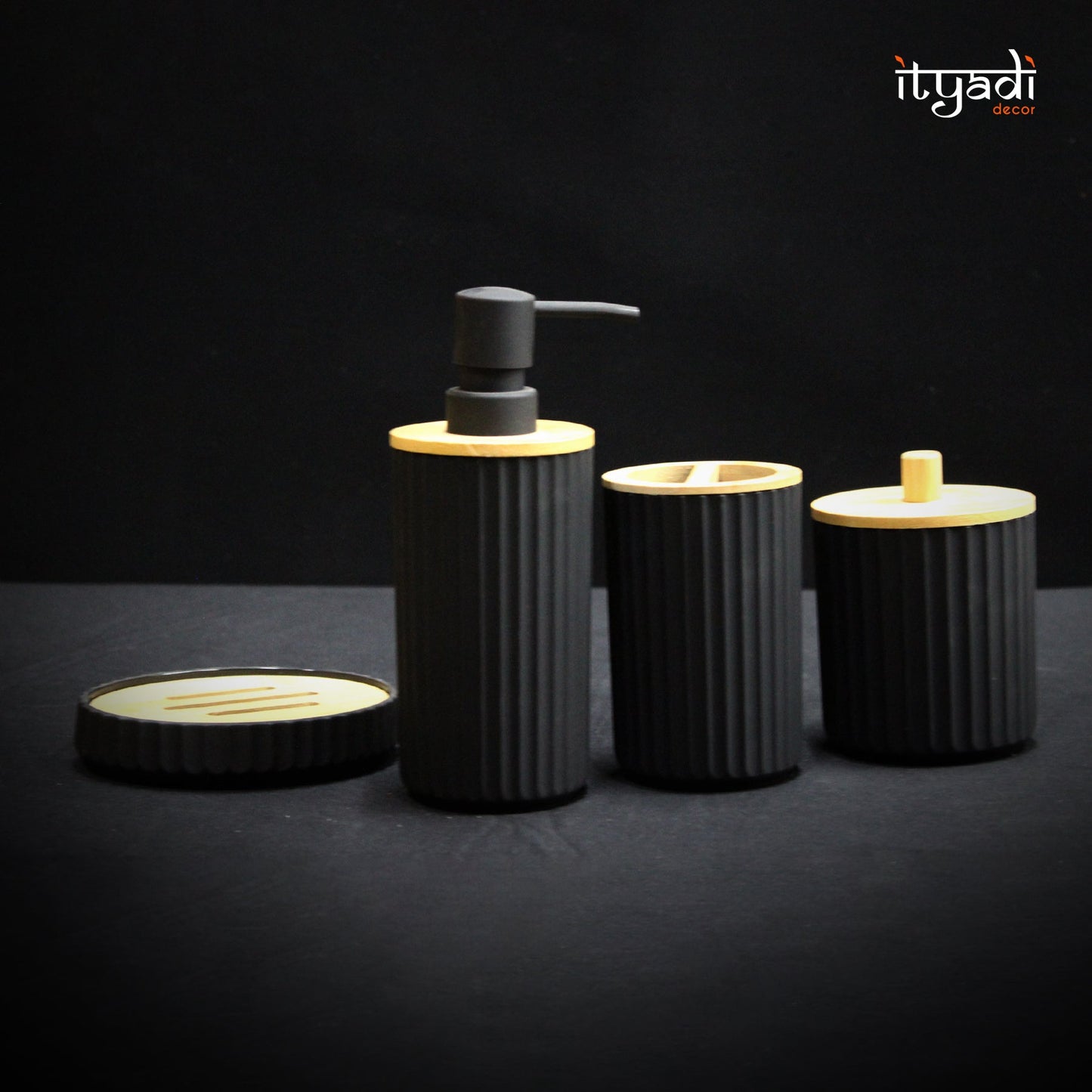 Designer Ceramic Bathroom Set IDC70-A16