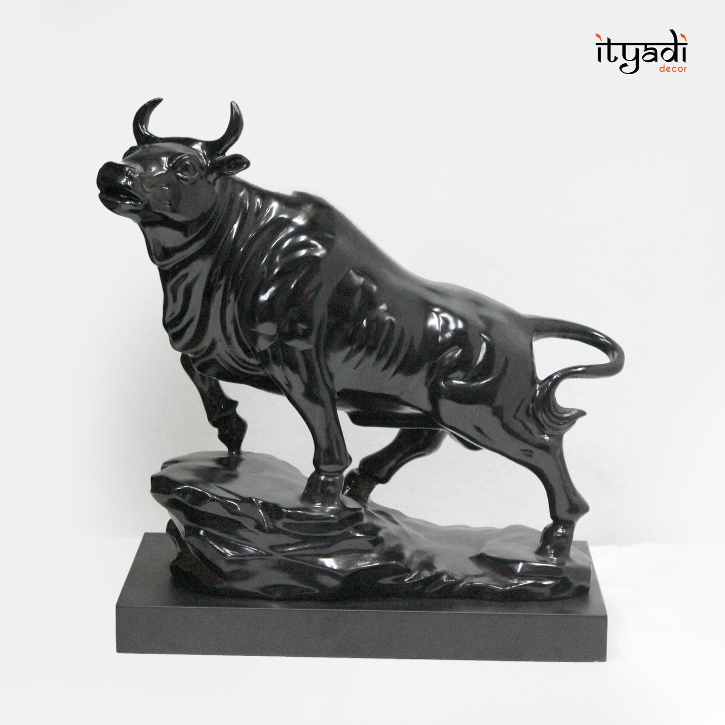 Designer Showpiece IDC215-A18