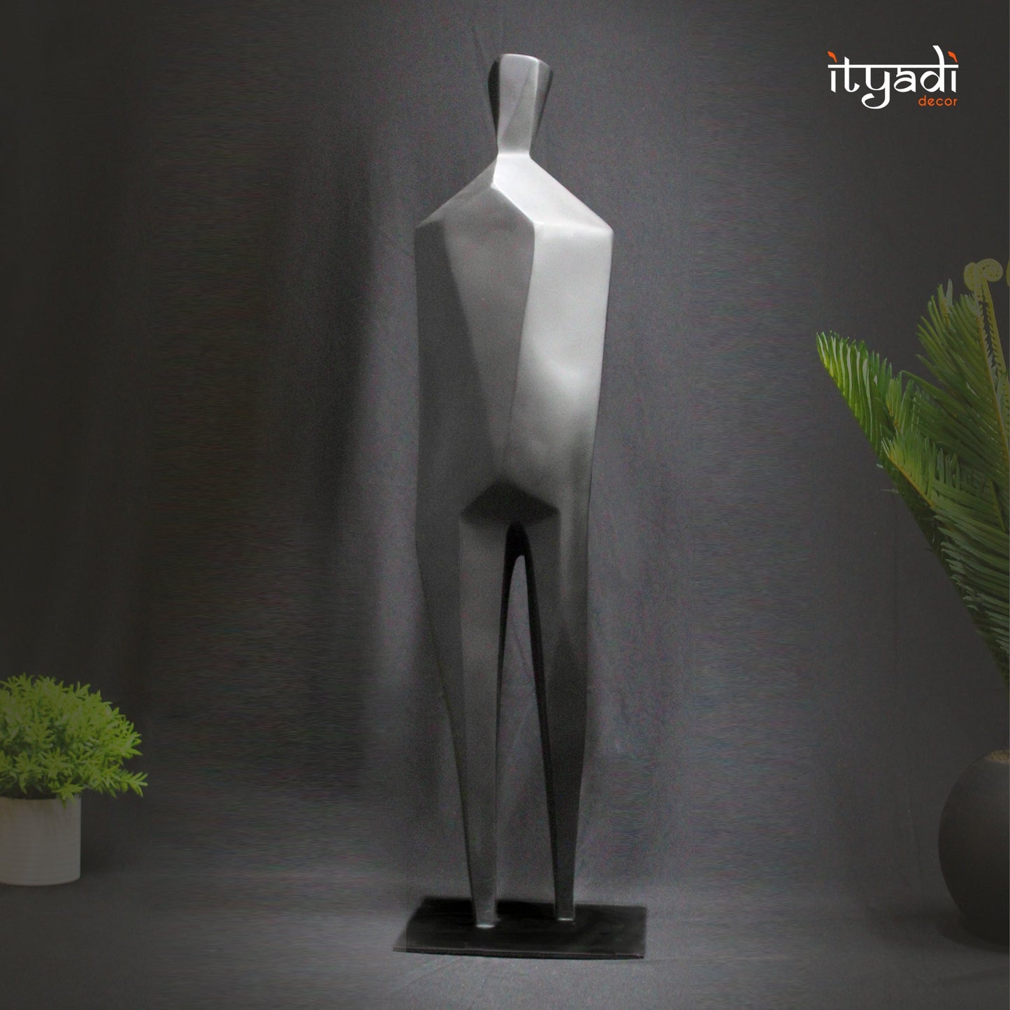 Designer Showpiece IDC215-A17