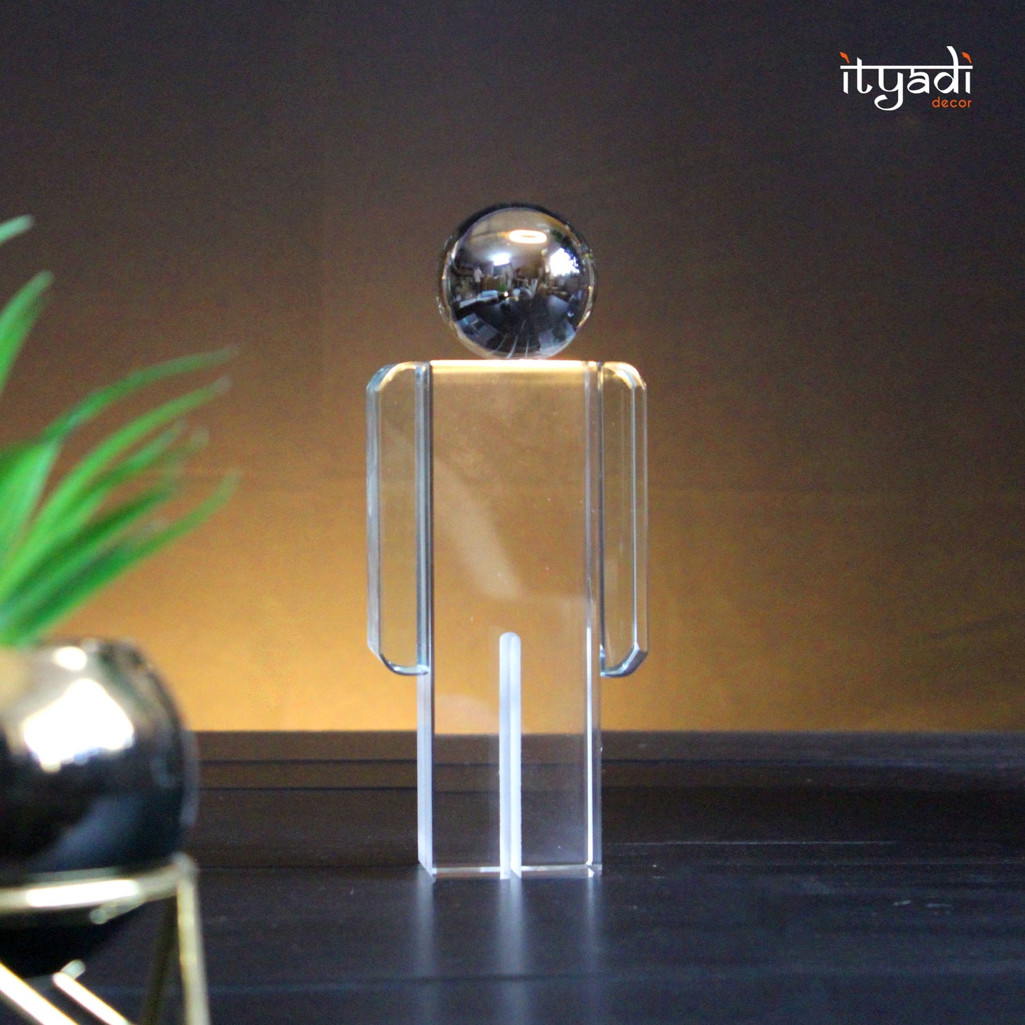 Designer Showpiece IDC215-A42