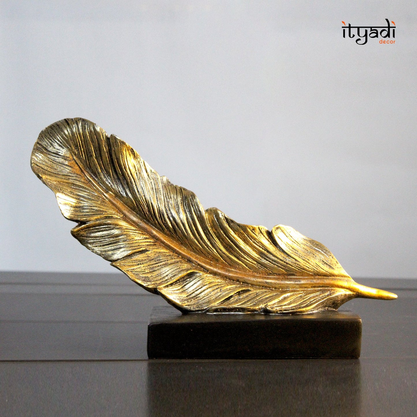 Designer Feather IDC132-A5