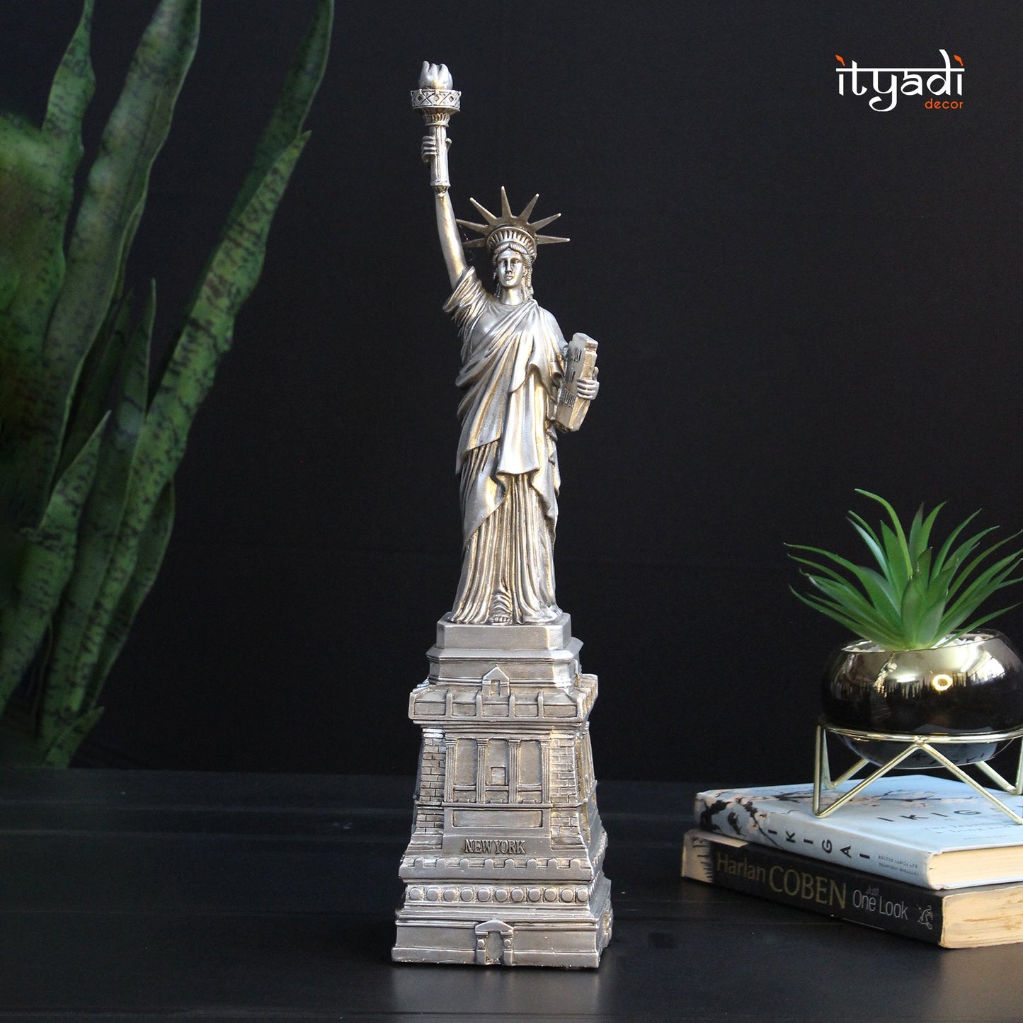Designer Showpiece IDC154-A8