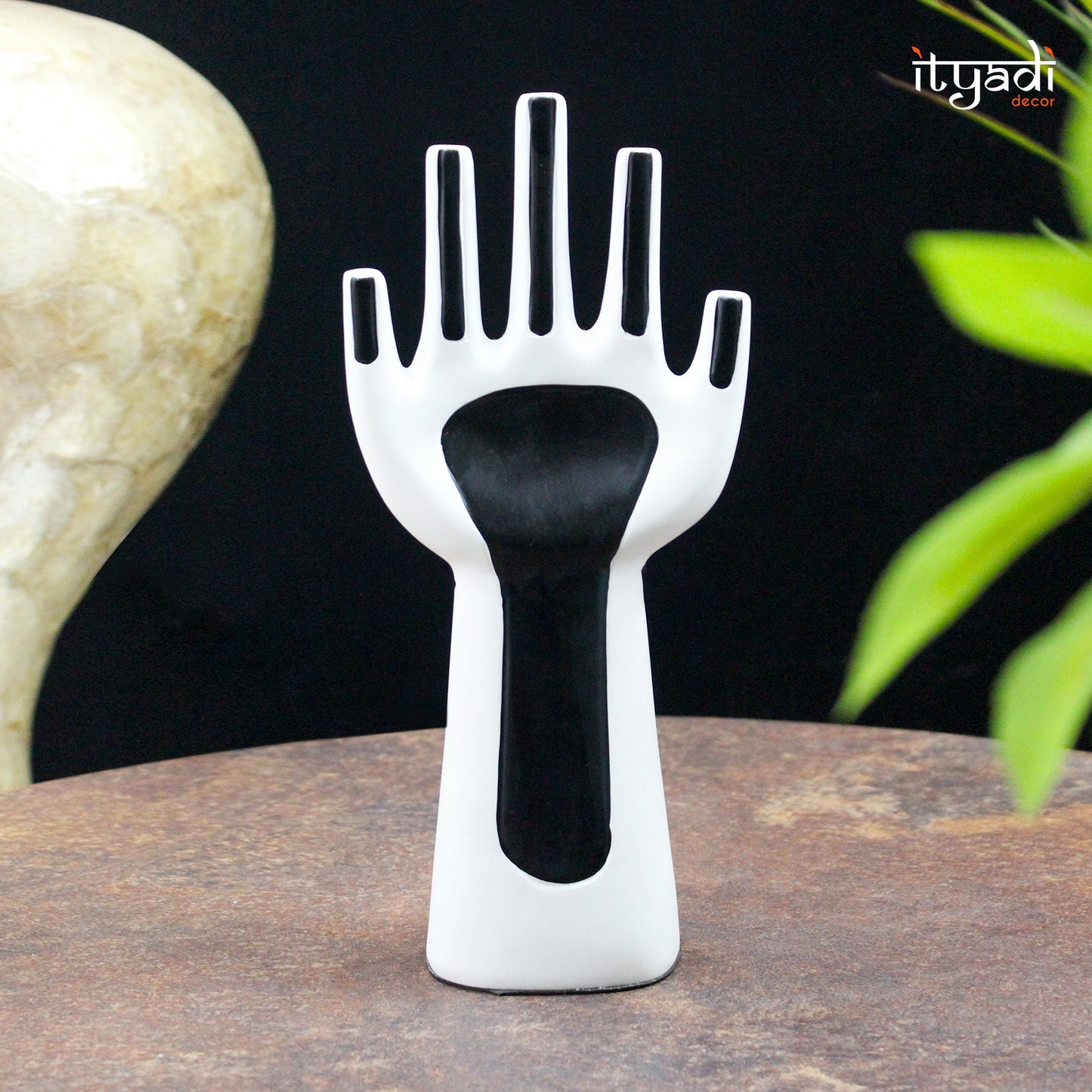Designer Showpiece IDC92-A82