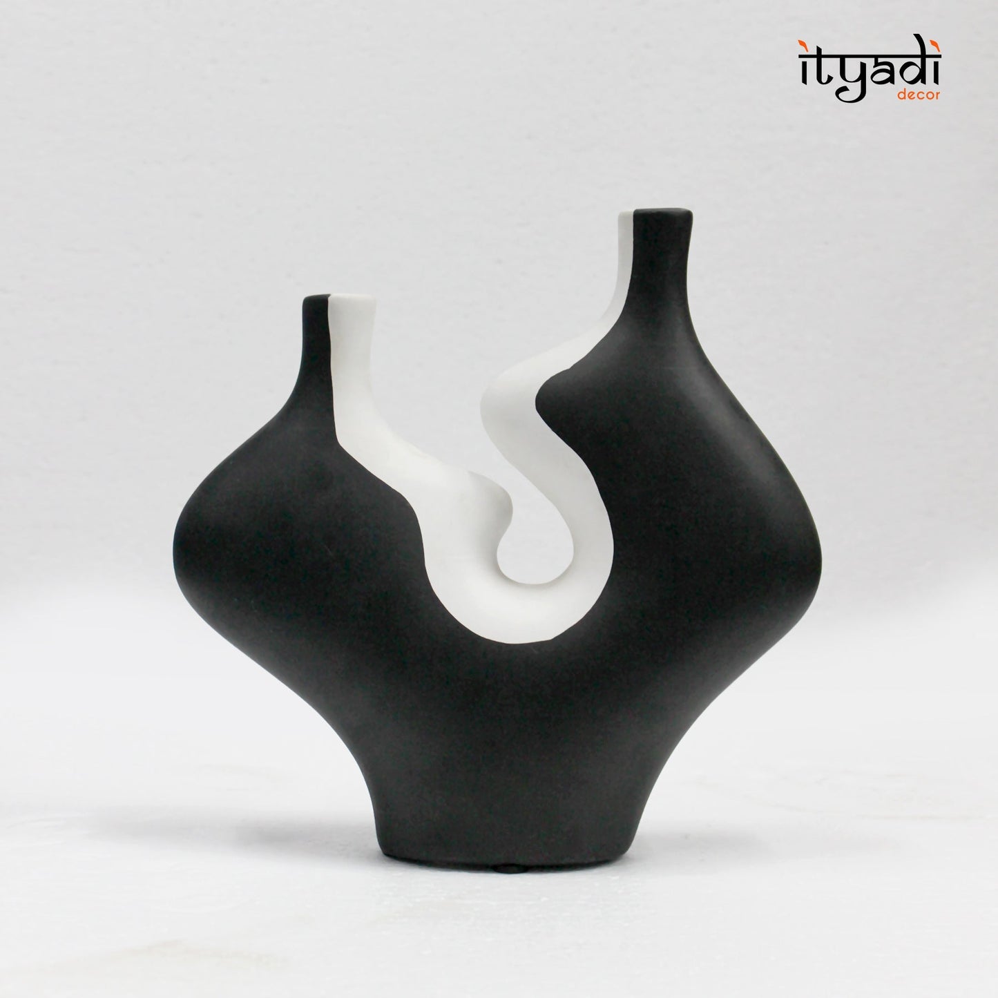 Designer Ceramic Vase IDC73-A9