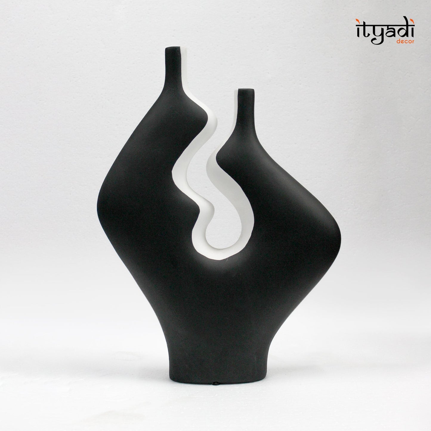 Designer Ceramic Vase IDC73-A11