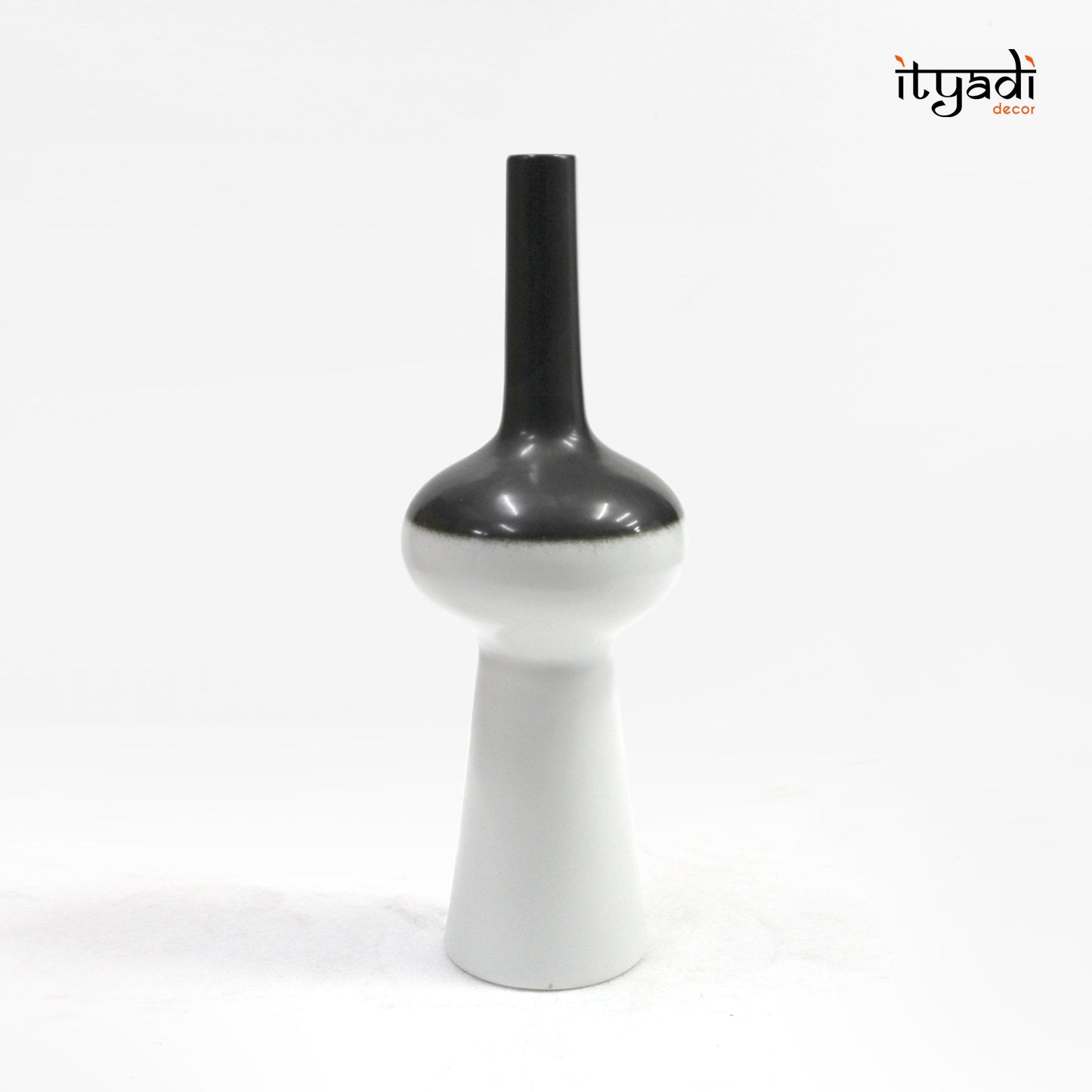 Designer Ceramic Vase IDC66-A10