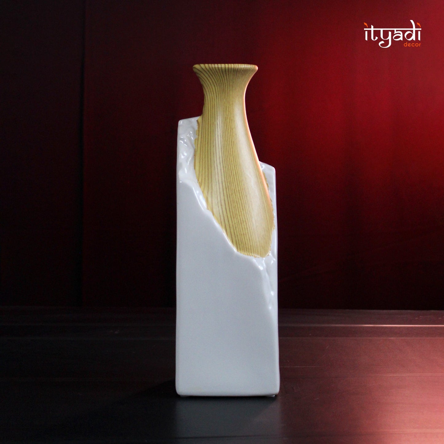 Designer Vase IDC180-A1
