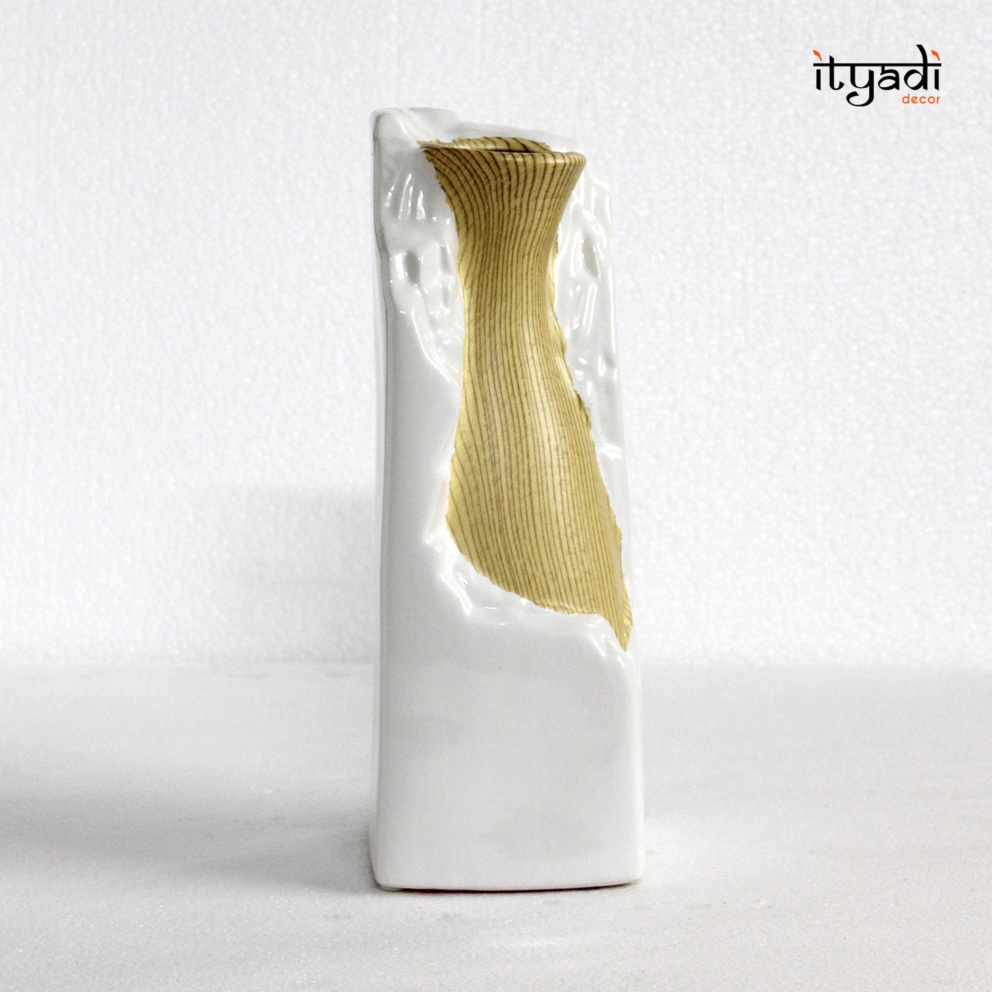 Designer Vase IDC180-A3