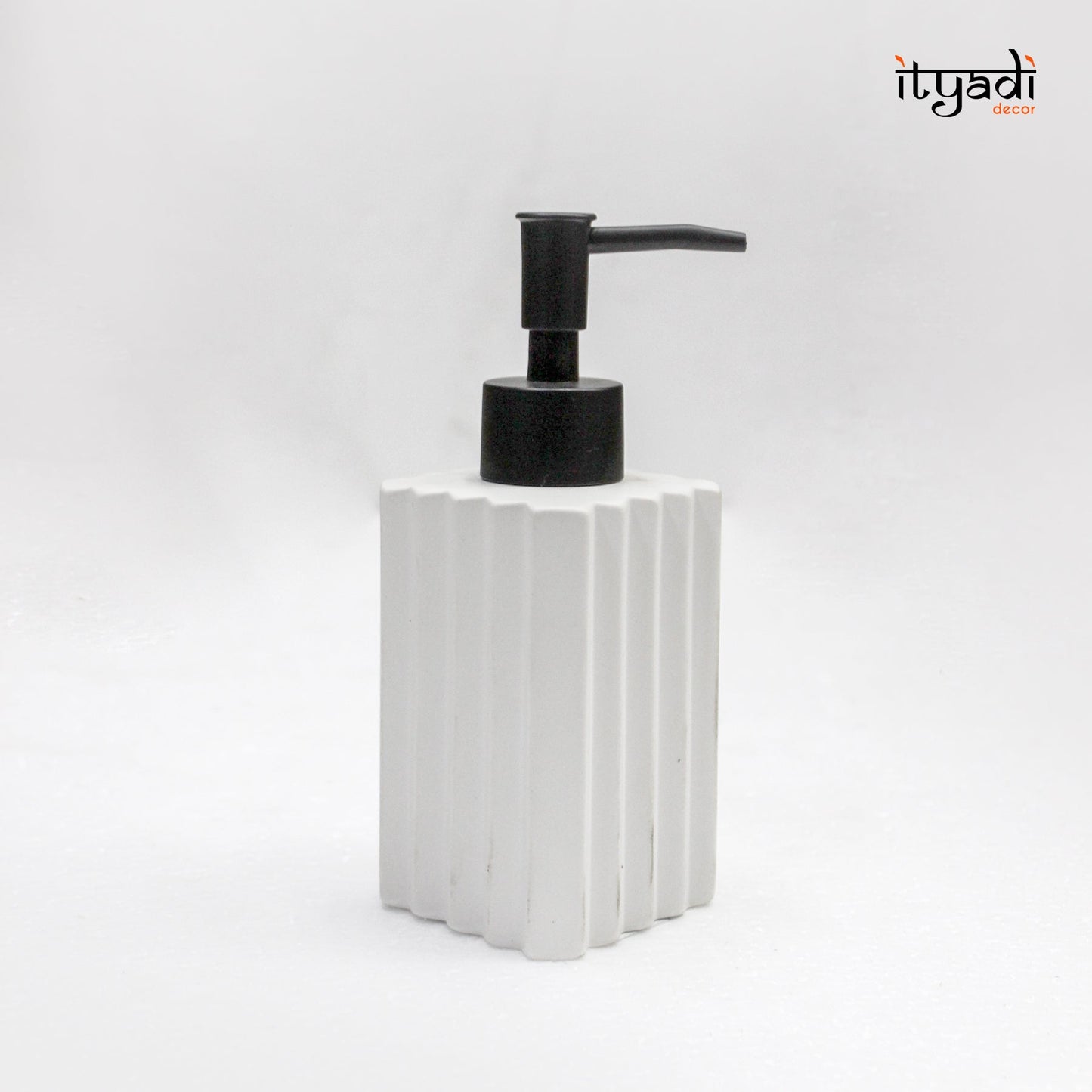 Designer Ceramic Bathroom Set IDC95-A15