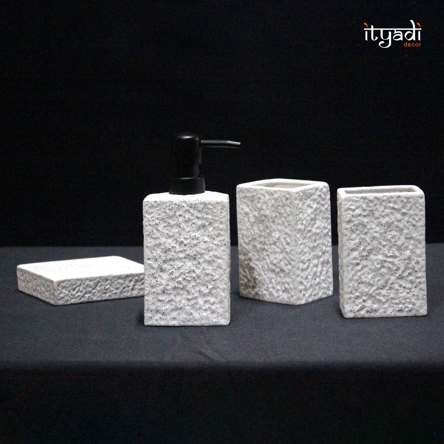 Designer Ceramic Bathroom Set IDC95-A11