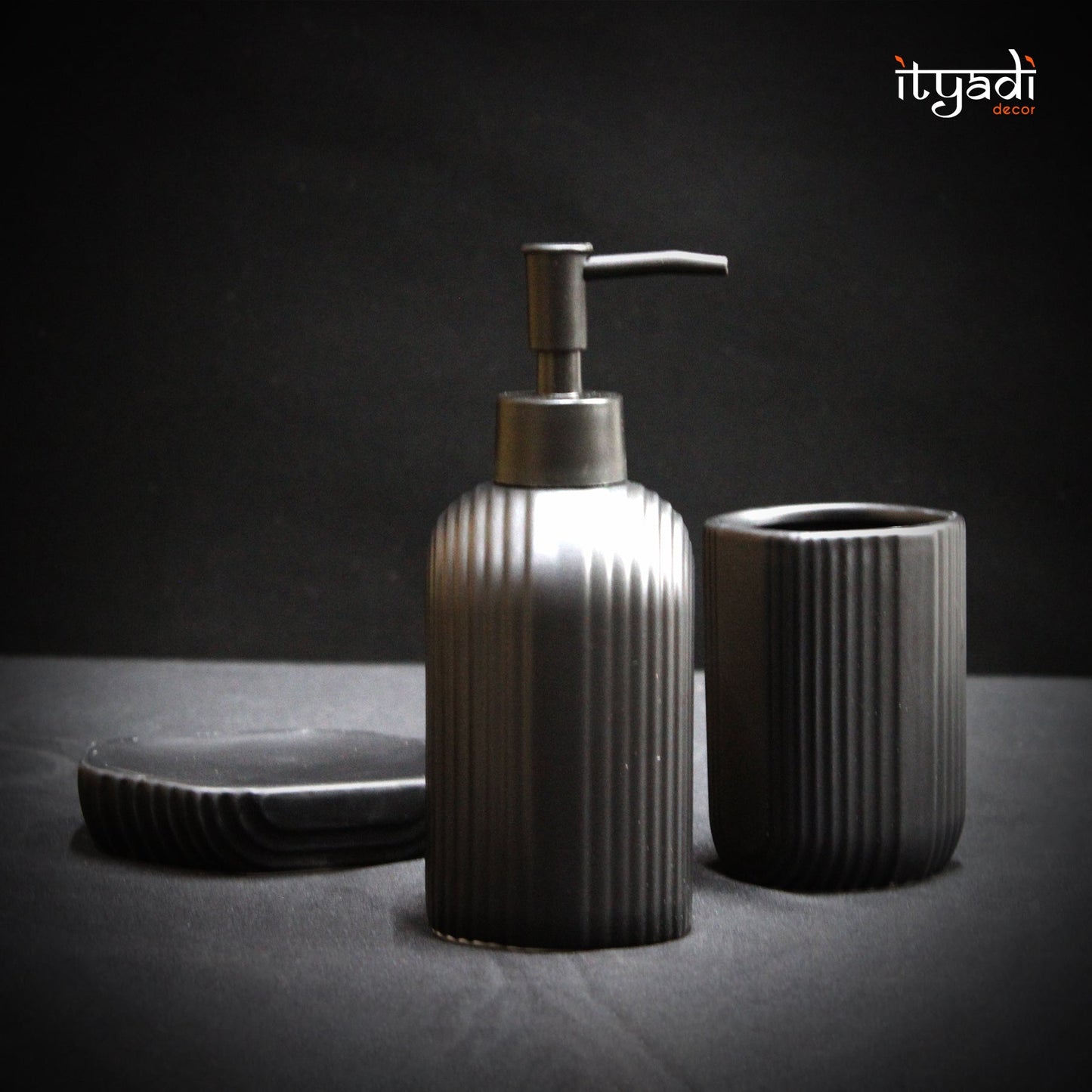 Designer Ceramic Bathroom Set IDC95-A14