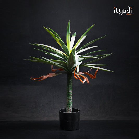 Designer Artificial Plant IDC147-A17