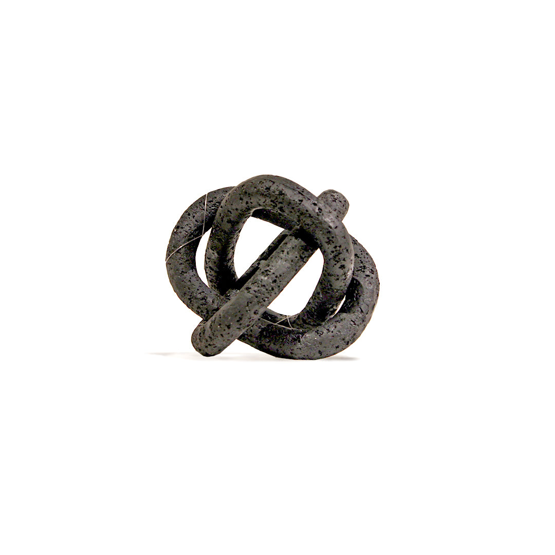 Sculptural Knot Black IDC233-A28