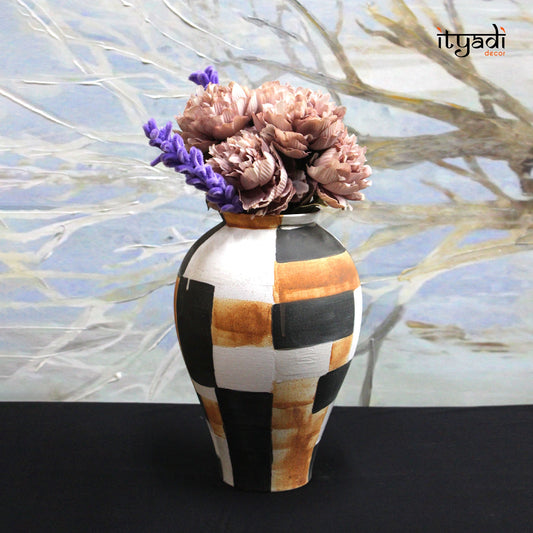 Designer Ceramic Vase IDC66-A18