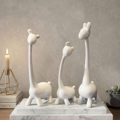Minimalist White Giraffe Figurine Set IDC71-A203